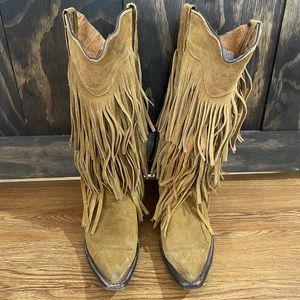 Tanner Mark Fringe Boots